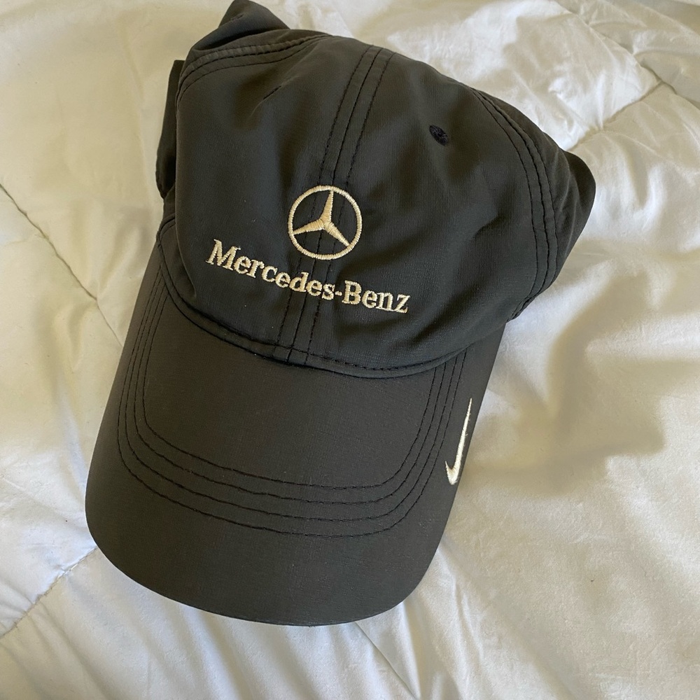 Nike Mercedes hat